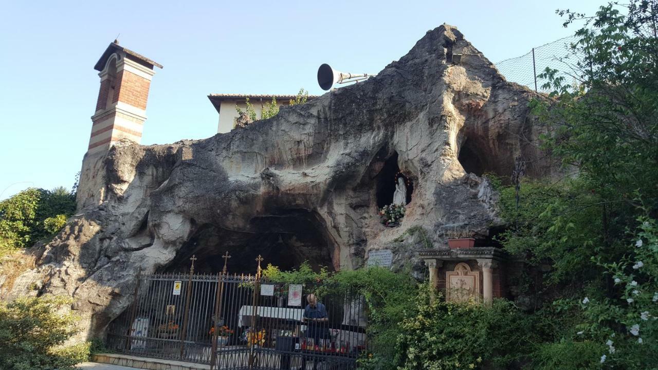 Location Turistic Monolocale Nel Parco Del Santuario Asti Exterior foto